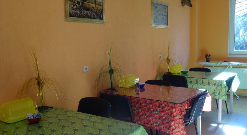 Гостиница на Тростниковой Улице Адлер-6