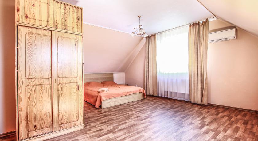 Гостиница на Тростниковой Улице Адлер-27