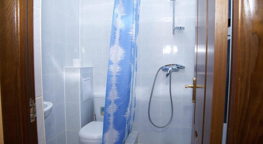 Гостиница на Тростниковой Улице Адлер-13