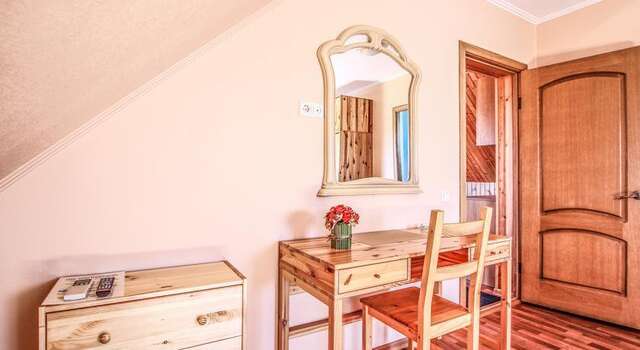 Гостиница на Тростниковой Улице Адлер-23